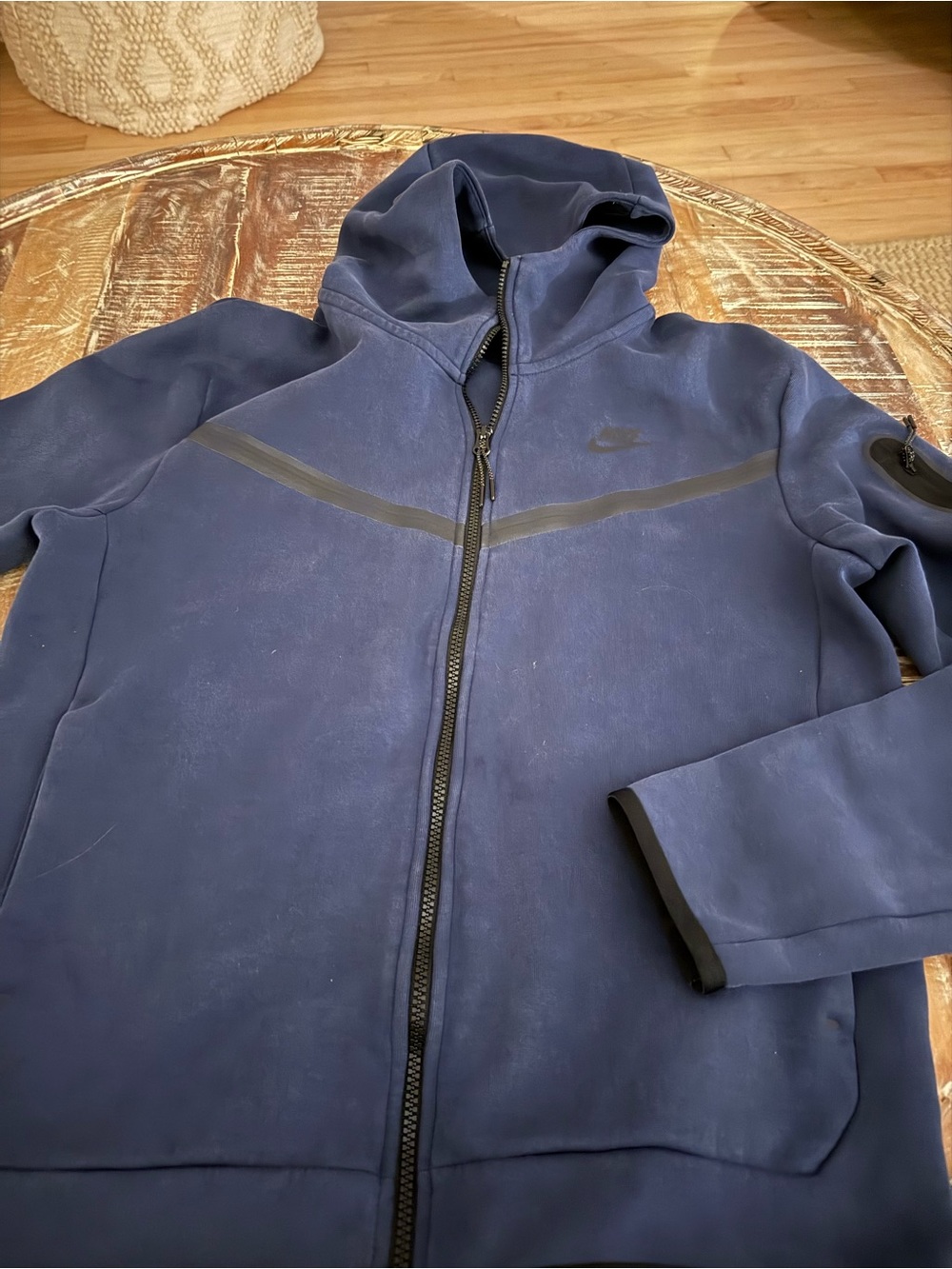 Men's Nike Tech Full-Zip Hoodie. Navy. M